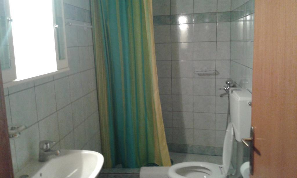 קאלאבאקה Sofia Rooms חדר תמונה